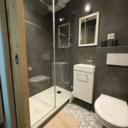 Medran And Bike Base Apartment