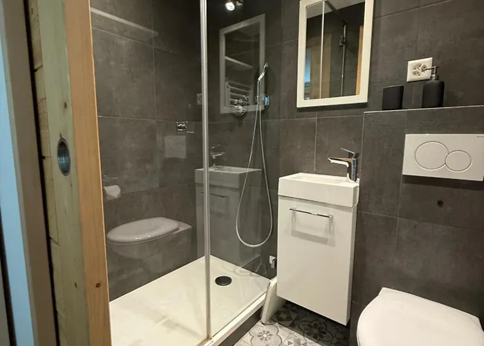 Medran And Bike Base Daire